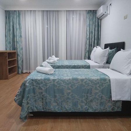 Dzveli Batumi Hotel ภายนอก รูปภาพ