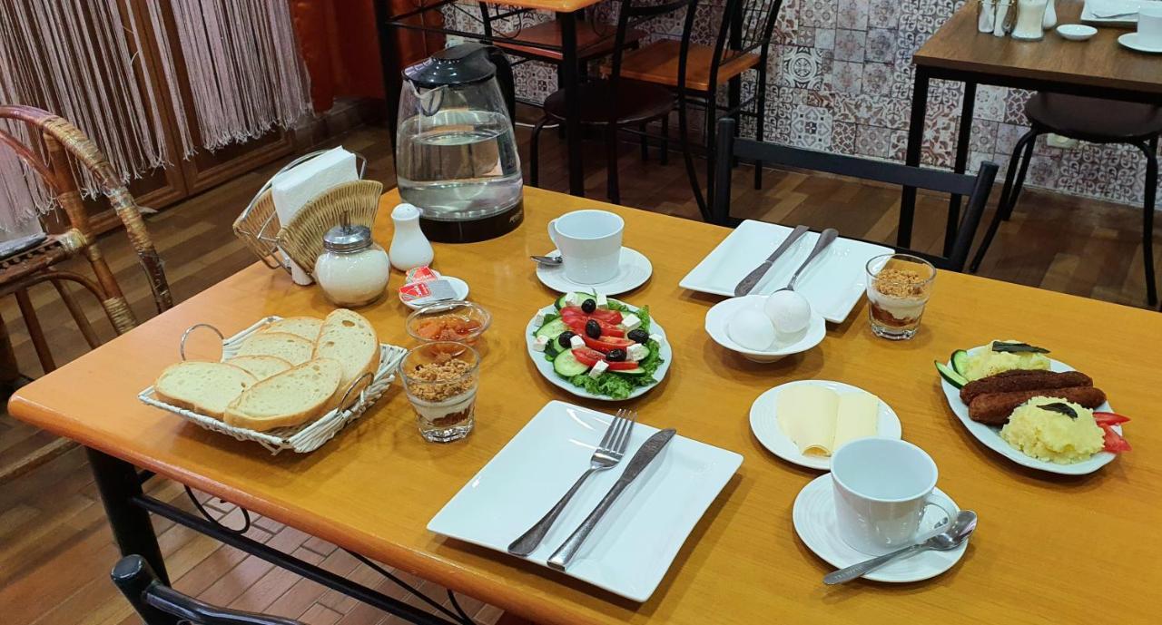 Dzveli Batumi Hotel ภายนอก รูปภาพ