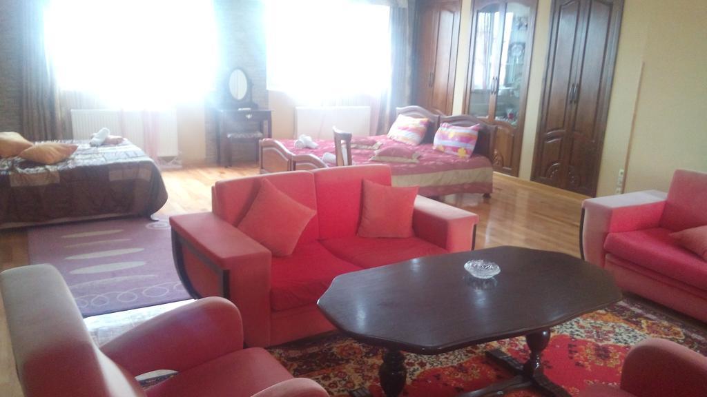 Dzveli Batumi Hotel ภายนอก รูปภาพ