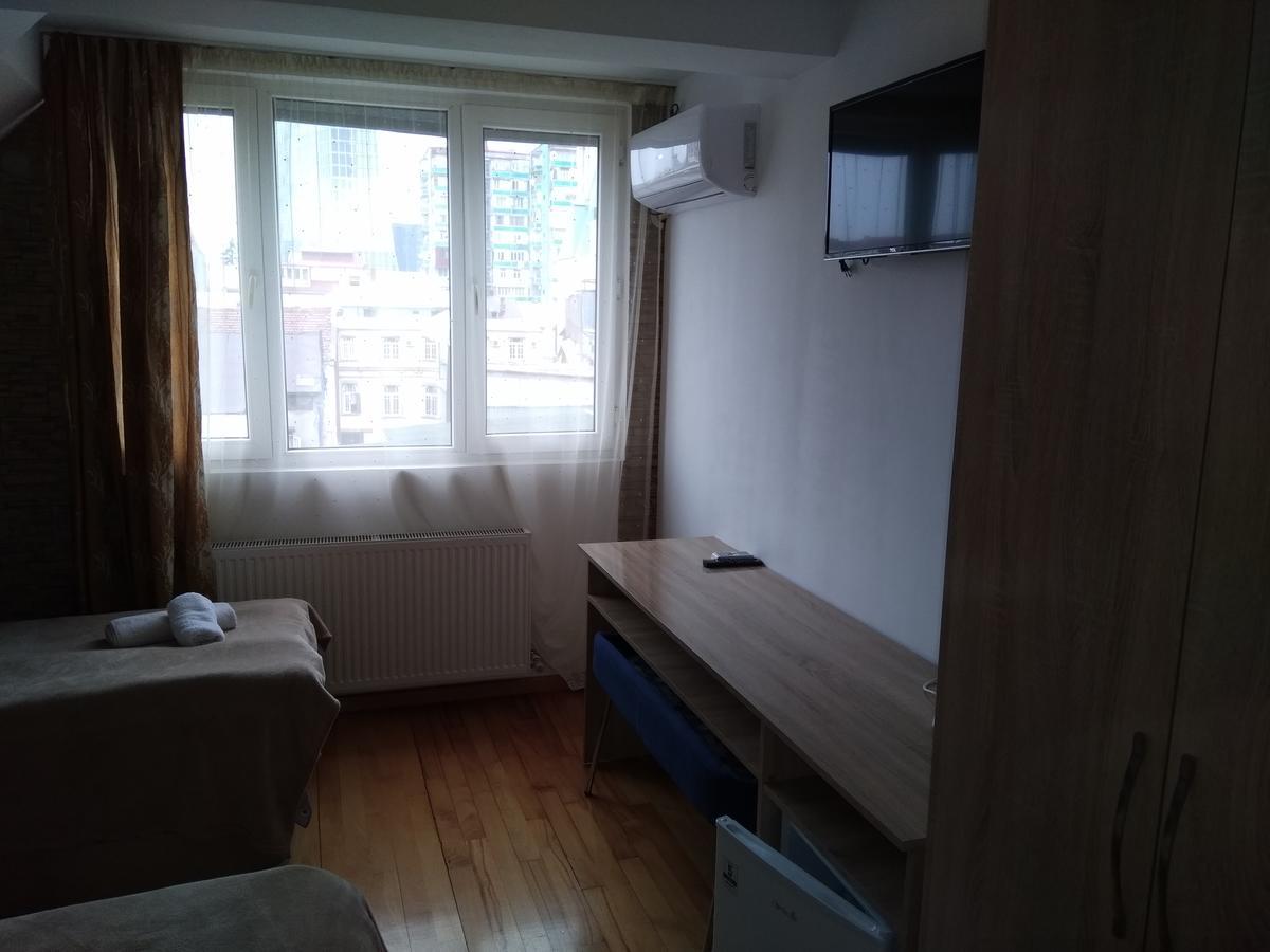 Dzveli Batumi Hotel ภายนอก รูปภาพ