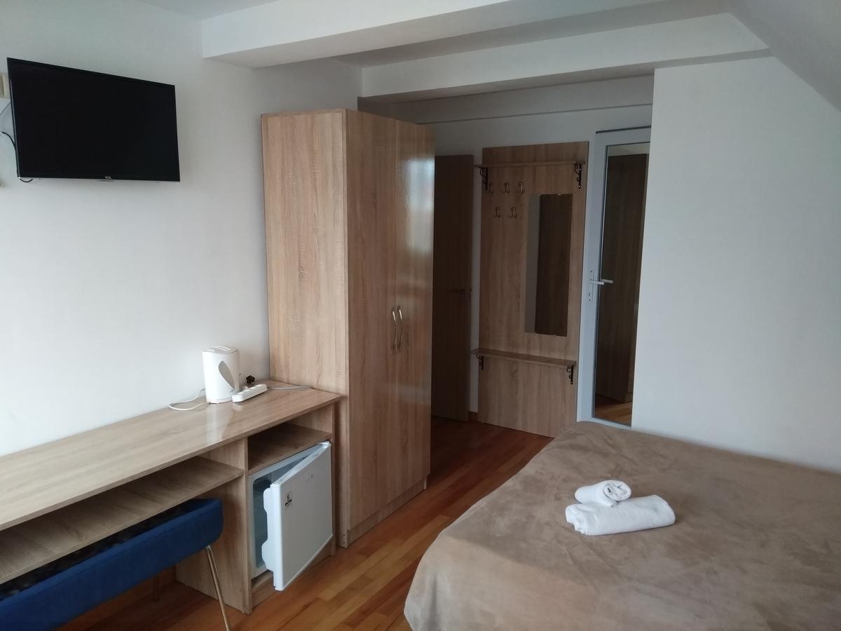 Dzveli Batumi Hotel ภายนอก รูปภาพ