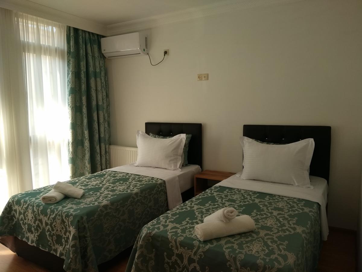 Dzveli Batumi Hotel ภายนอก รูปภาพ