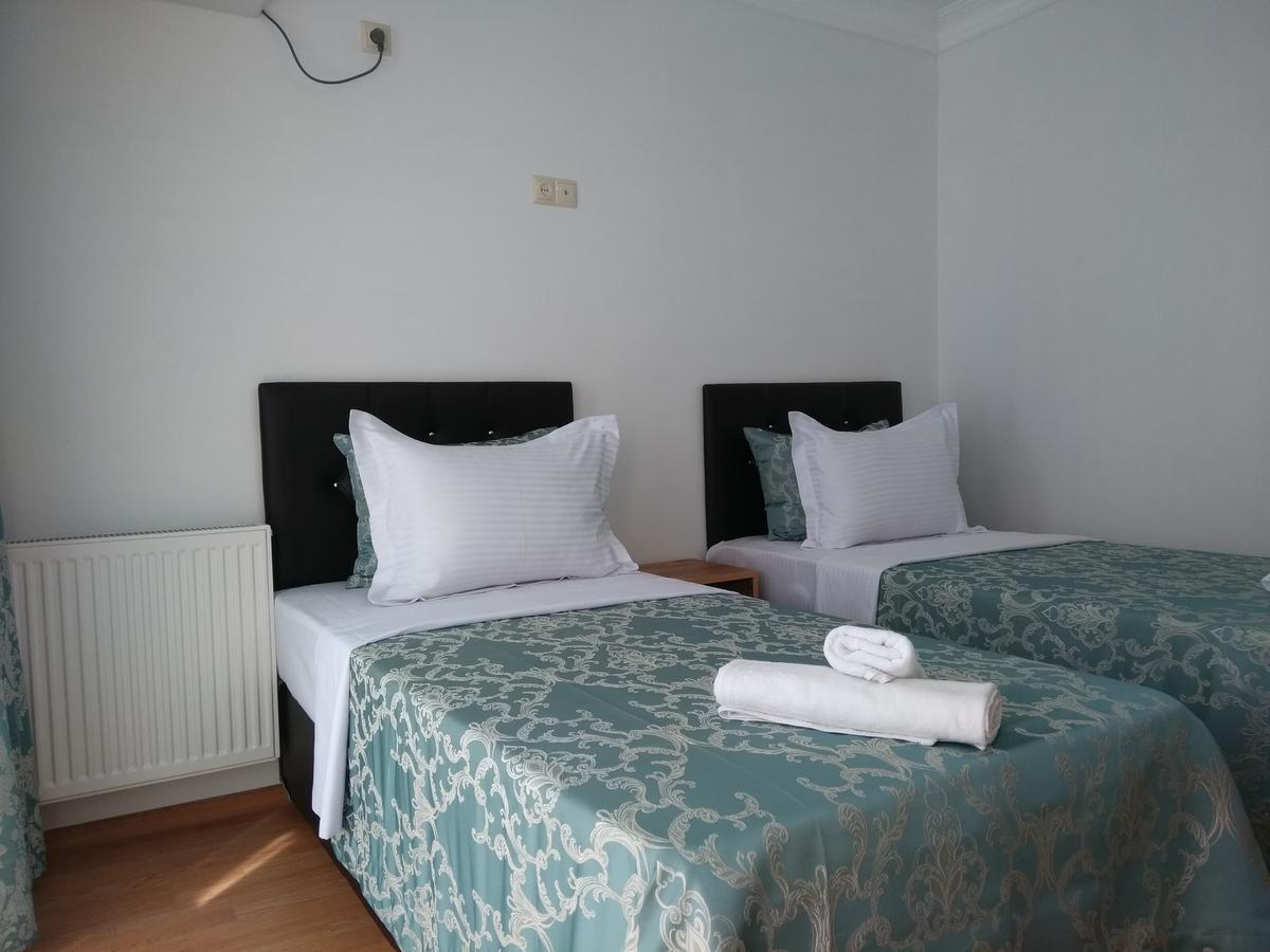 Dzveli Batumi Hotel ภายนอก รูปภาพ