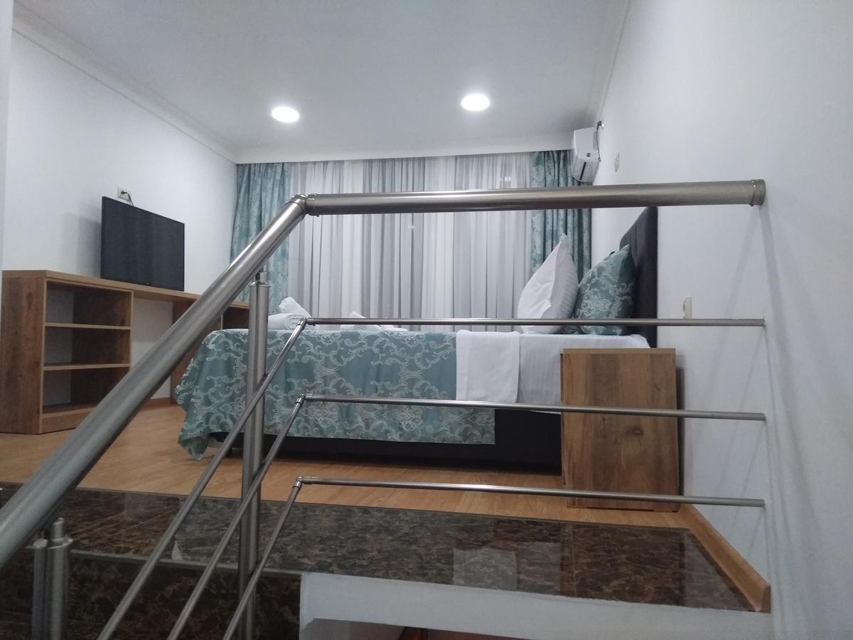 Dzveli Batumi Hotel ภายนอก รูปภาพ