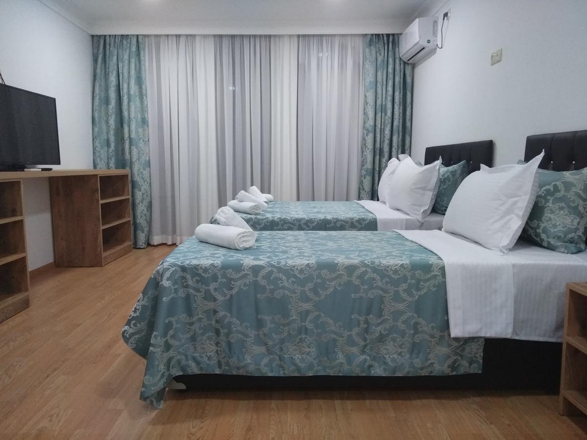 Dzveli Batumi Hotel ภายนอก รูปภาพ